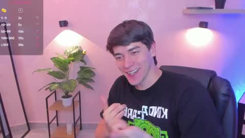 Snapshot of natte__ chatting on April 26, 10:18 pm Nathaniel online show from April 26, 10:18 pm