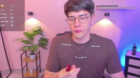 Snapshot of natte__ chatting on May 9, 2:39 am Nathaniel online show from May 9, 2:39 am