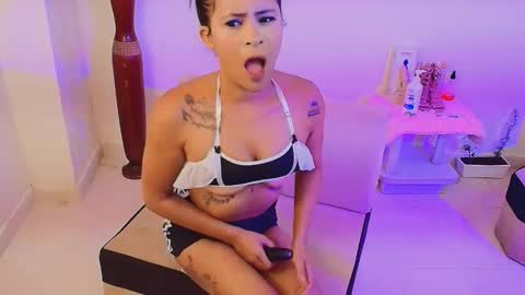 Snapshot of natty_reyes2004 chatting on October 9, 6:28 pm NATALY.. online show from October 9, 6:28 pm