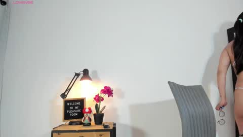 Natty Trainor online show from February 27, 9:04 pm