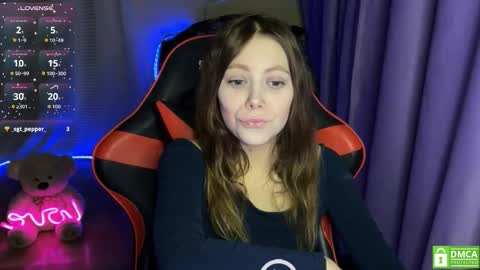 Snapshot of natural_babe666 chatting on February 17, 9:21 pm natural_babe666 online show from February 17, 9:21 pm