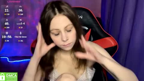 natural_babe666 online show from June 20, 2:20 pm