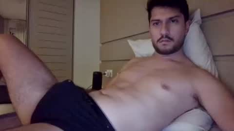 Snapshot of natural_dan chatting on December 25, 2:34 pm natural_dan online show from December 25, 2:34 pm