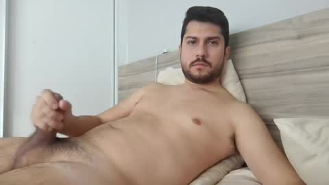 Snapshot of natural_dan chatting on August 6, 11:23 am natural_dan online show from August 6, 11:23 am