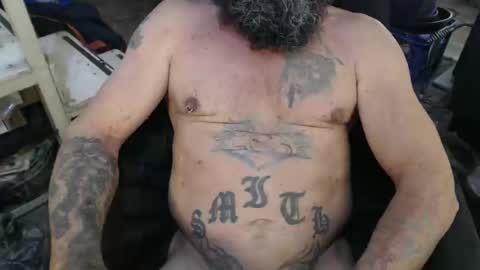 Snapshot of naturenaked chatting on October 4, 11:47 pm NatureNaked online show from October 4, 11:47 pm