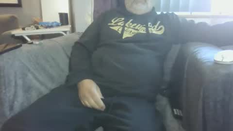 Snapshot of naturistmale45 chatting on September 22, 8:27 am naturistmale45 online show from September 22, 8:27 am