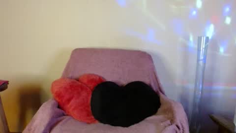 Snapshot of naty_naturalgirl chatting on June 4, 6:47 pm Nataly online show from June 4, 6:47 pm