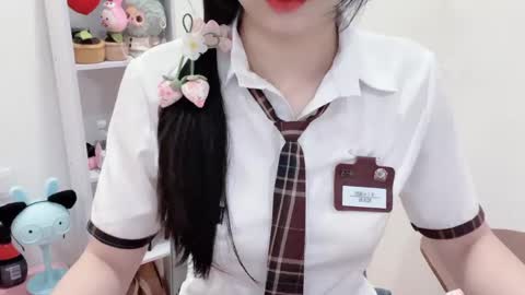 Snapshot of natycutiegirl chatting on April 30, 1:12 am Kiki online show from April 30, 1:12 am