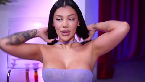 Snapshot of natydesiree chatting on December 21, 7:38 pm Naty online show from December 21, 7:38 pm