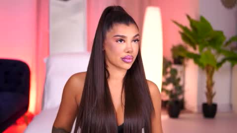 Naty online show from February 11, 7:52 pm