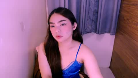Snapshot of naughtcummer_yllana chatting on April 6, 6:25 am naughtcummer_yllana online show from April 6, 6:25 am