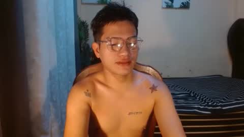 Snapshot of naughty_angelo chatting on May 5, 2:41 am naughty_angelo online show from May 5, 2:41 am