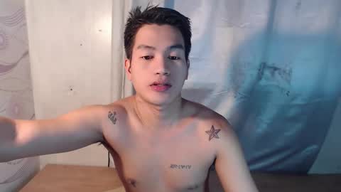naughty_angelo online show from June 9, 2:23 am