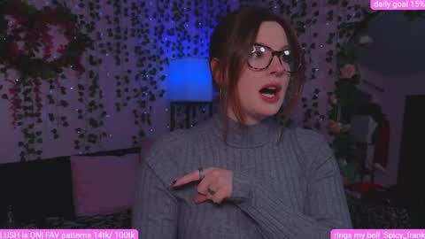 Snapshot of naughty_bella99 chatting on May 22, 11:32 pm bella online show from May 22, 11:32 pm