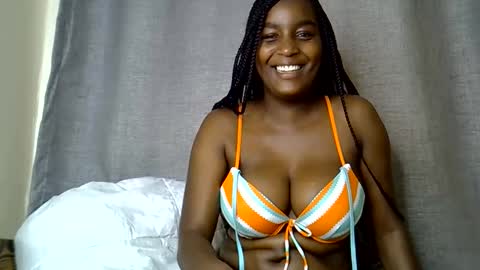 Snapshot of naughty_booby chatting on May 24, 2:22 pm Bettybooby online show from May 24, 2:22 pm