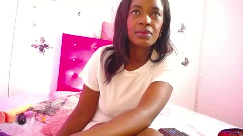 Snapshot of naughty_choko chatting on May 11, 7:55 pm L I S S online show from May 11, 7:55 pm