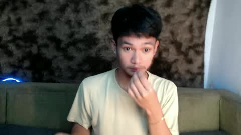 Snapshot of naughty_cy chatting on July 8, 7:24 am itzme cyril online show from July 8, 7:24 am