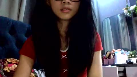 emma online show from December 3, 12:03 pm