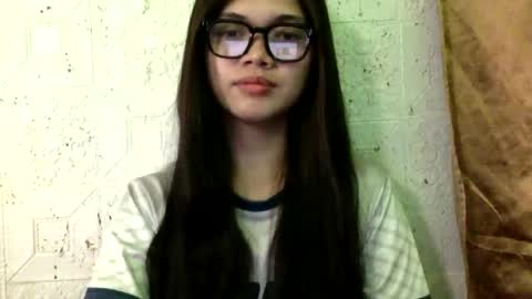Snapshot of naughty_emmats chatting on June 25, 7:51 pm emma online show from June 25, 7:51 pm