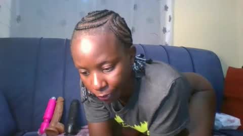 Snapshot of naughty_jee chatting on February 6, 2:49 am jee online show from February 6, 2:49 am