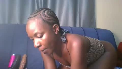 Snapshot of naughty_jee chatting on February 9, 2:37 am jee online show from February 9, 2:37 am