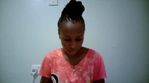Snapshot of naughty_kesh chatting on January 19, 9:02 am kesh online show from January 19, 9:02 am