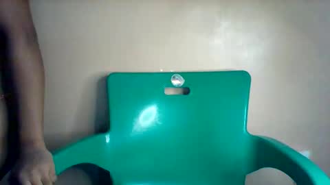 Snapshot of naughty_laura0811 chatting on May 19, 12:11 pm Naughty laura online show from May 19, 12:11 pm