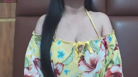 Snapshot of naughty_love489696 chatting on May 6, 5:40 pm riya online show from May 6, 5:40 pm