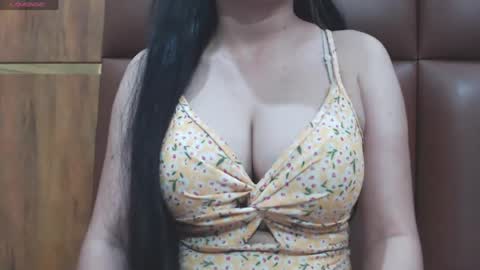 Snapshot of naughty_love489696 chatting on June 29, 5:35 pm riya online show from June 29, 5:35 pm
