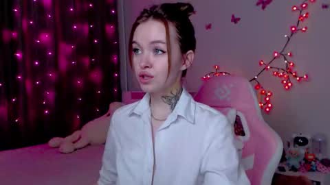 Mable online show from October 12, 12:20 am