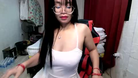 Snapshot of naughty_mariaxx chatting on March 5, 10:55 am Maria online show from March 5, 10:55 am