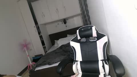 Snapshot of naughty_mariaxx chatting on February 9, 10:30 am Maria online show from February 9, 10:30 am