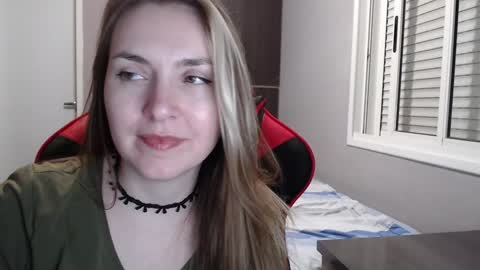 Snapshot of naughty_popa chatting on January 8, 7:03 am Ann online show from January 8, 7:03 am