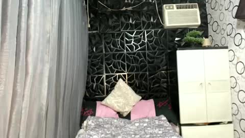 Snapshot of naughty_princess24 chatting on June 24, 12:42 am Ariela online show from June 24, 12:42 am