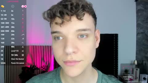 Noah online show from October 22, 11:43 am