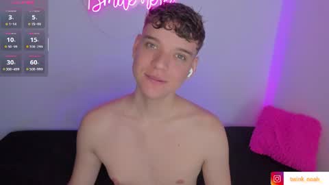 Snapshot of naughty_twink_ chatting on July 21, 4:53 pm Noah online show from July 21, 4:53 pm