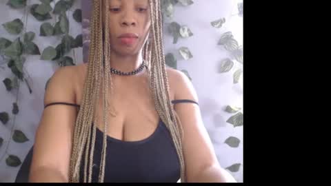 Snapshot of naughty_xxbunny chatting on January 26, 11:50 am beauty online show from January 26, 11:50 am