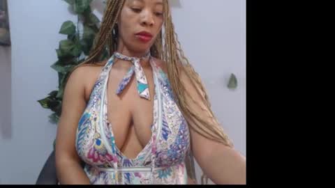 Snapshot of naughty_xxbunny chatting on March 2, 1:38 pm beauty online show from March 2, 1:38 pm