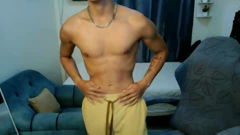 Loue online show from July 4, 1:06 pm