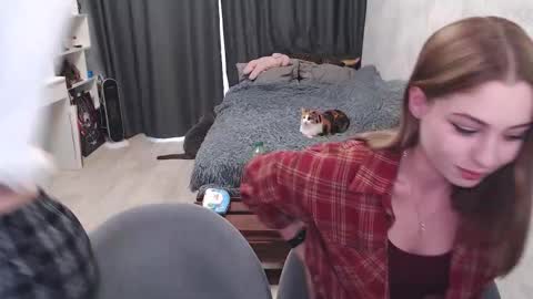 Dakota online show from September 19, 9:54 am