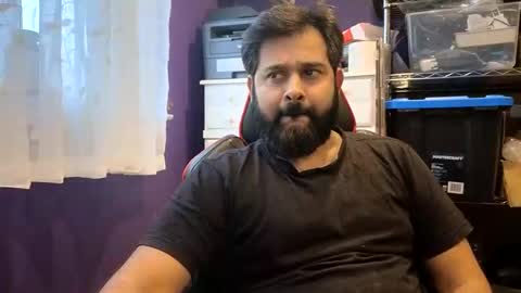 sakhtlaundaz online show from December 14, 8:57 pm