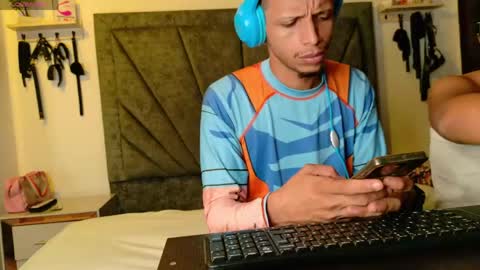 naughtyfusion_os online show from April 14, 12:00 pm