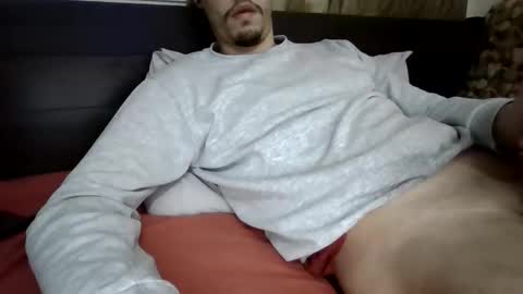 Snapshot of naughtyguy556677 chatting on March 14, 2:39 am naughtyguy556677 online show from March 14, 2:39 am