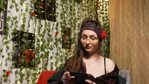 Snapshot of naughtyhomemade17 chatting on July 26, 12:56 pm Mya Alexya online show from July 26, 12:56 pm