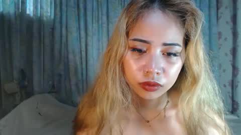 Snapshot of naughtyhotsexyjean chatting on February 28, 8:37 am miss jean online show from February 28, 8:37 am