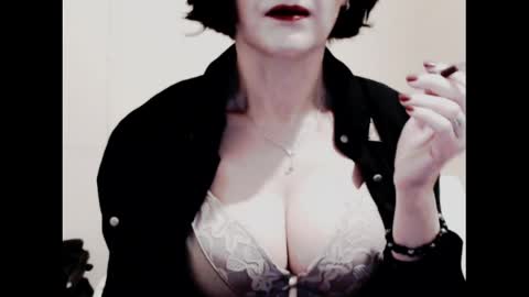 Jenny online show from May 7, 2:06 am