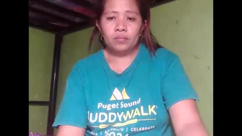 Snapshot of naughtymom26 chatting on April 15, 1:34 am naughtymom26 online show from April 15, 1:34 am