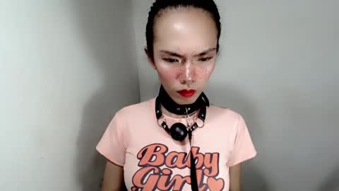 naughtypetiteangel online show from November 20, 11:48 pm