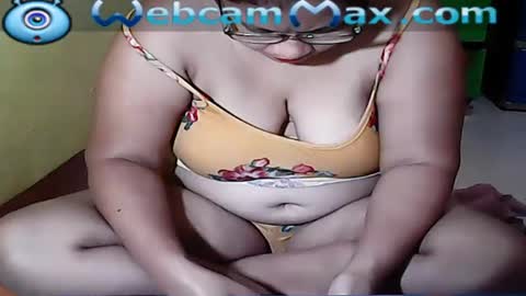 juls online show from September 12, 3:23 pm