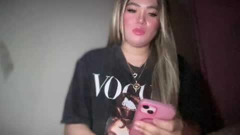 Rose Wilson online show from January 27, 1:30 pm